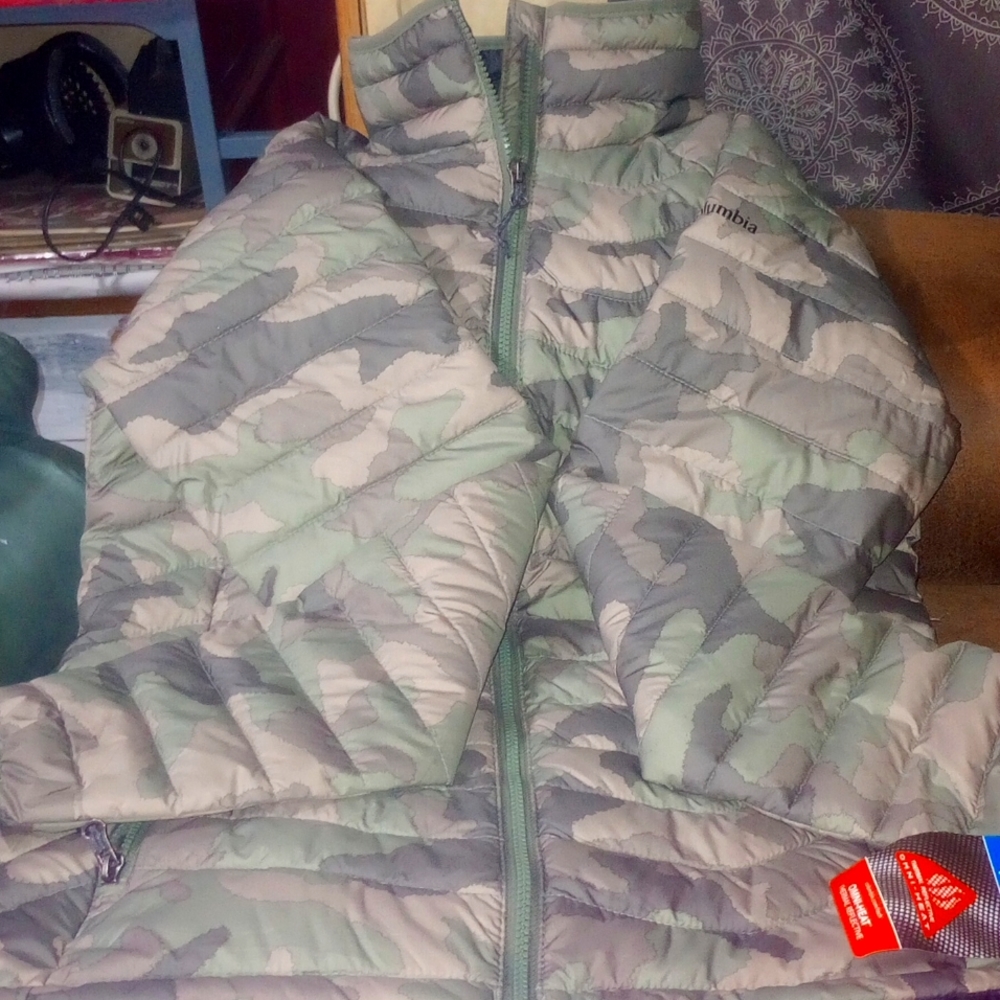 New with tags woman's Columbia jacket